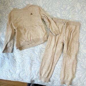 Gap 4T toddler knit set tan casual crew neck sweater and pants